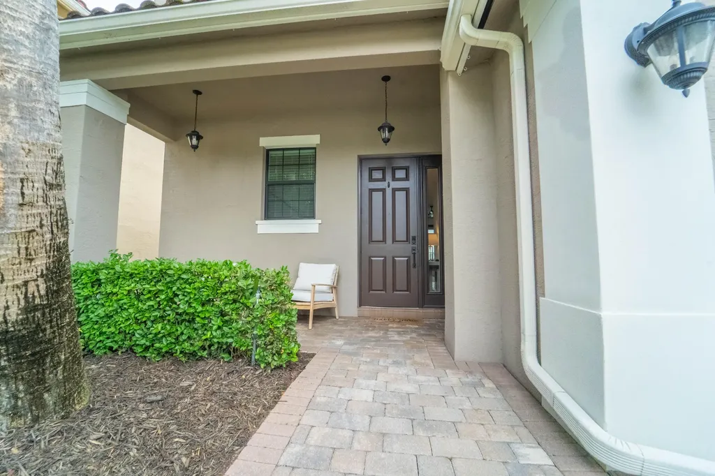8089 Ironstone Drive Delray Beach FL 33446