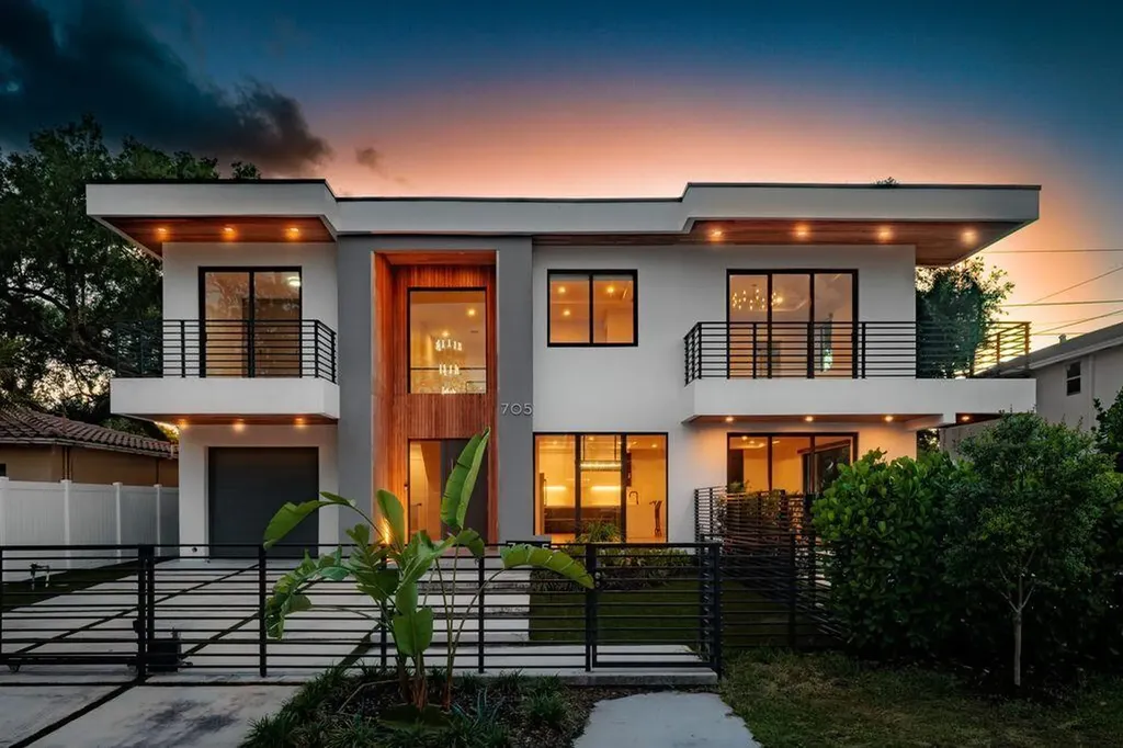 705 SW 8th Terrace Fort Lauderdale FL 33315