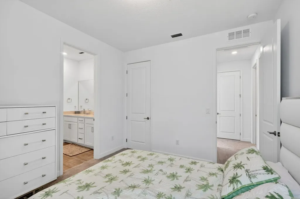329 SE Fascino Circle Port St Lucie FL 34984