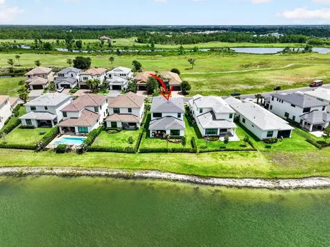 329 SE Fascino Circle Port St Lucie FL 34984