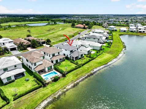 329 SE Fascino Circle Port St Lucie FL 34984