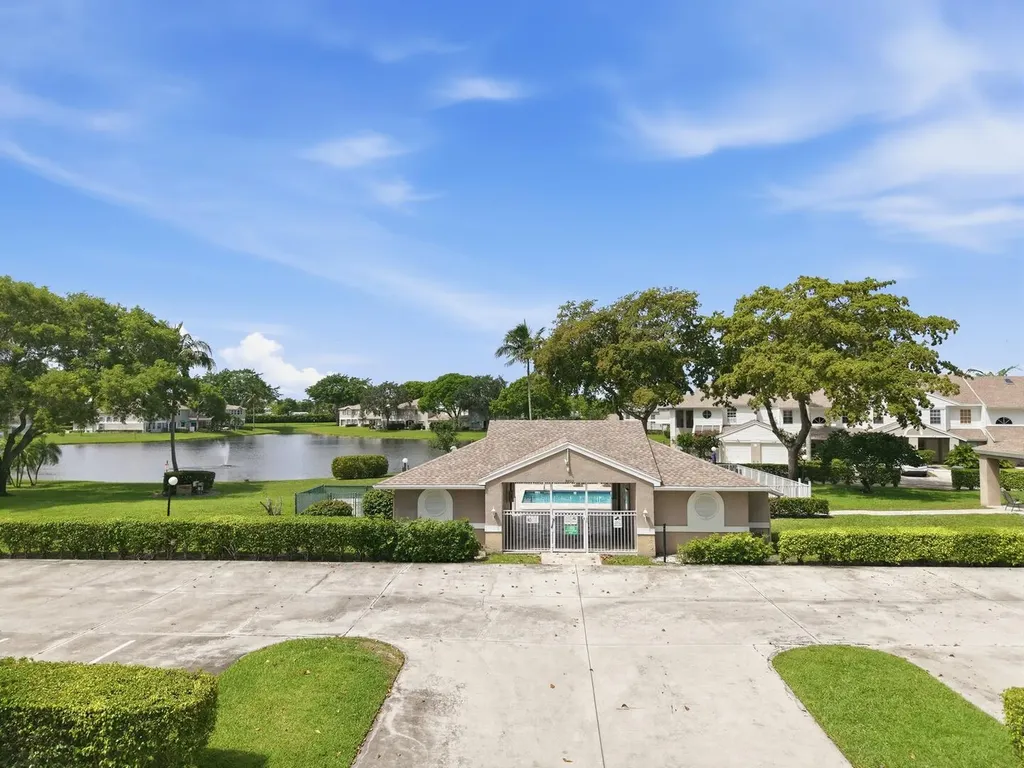9172 Boca Gardens Parkway Boca Raton FL 33496