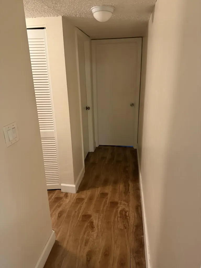 7173 Orange Drive Davie FL 33314