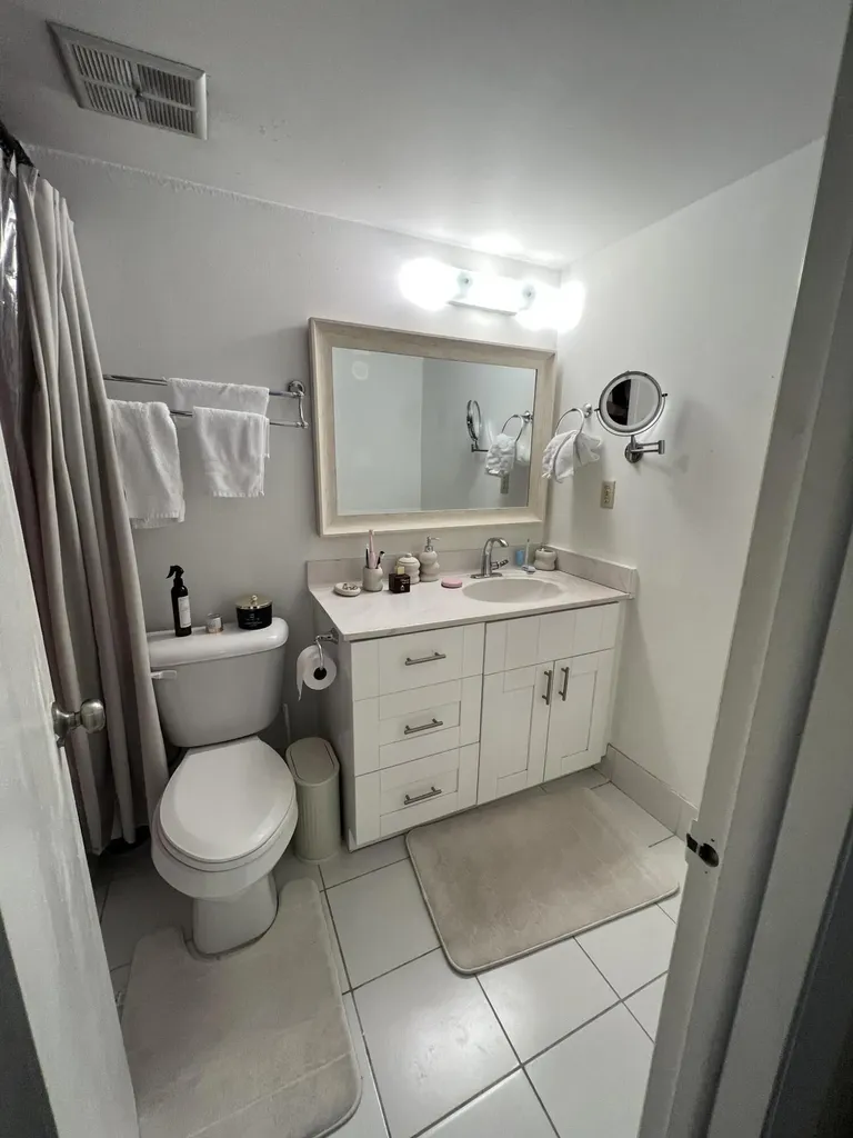 7173 Orange Drive Davie FL 33314