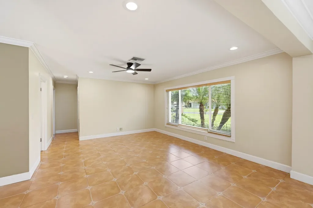 2811 NE 16th Street Pompano Beach FL 33062