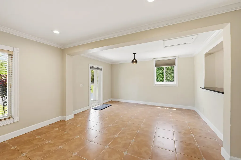2811 NE 16th Street Pompano Beach FL 33062