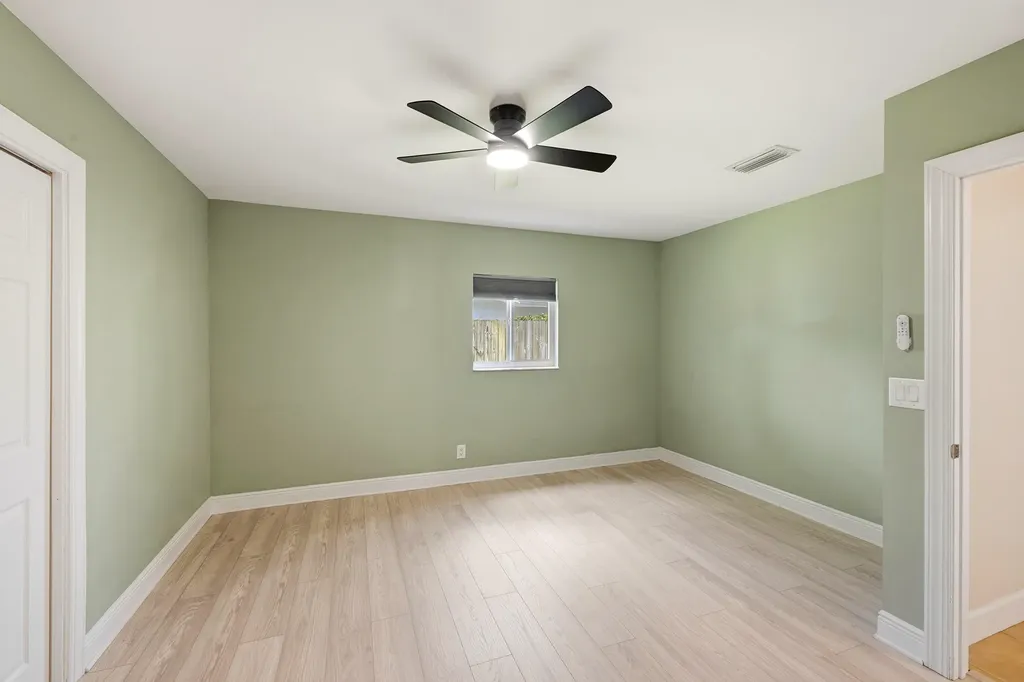 2811 NE 16th Street Pompano Beach FL 33062