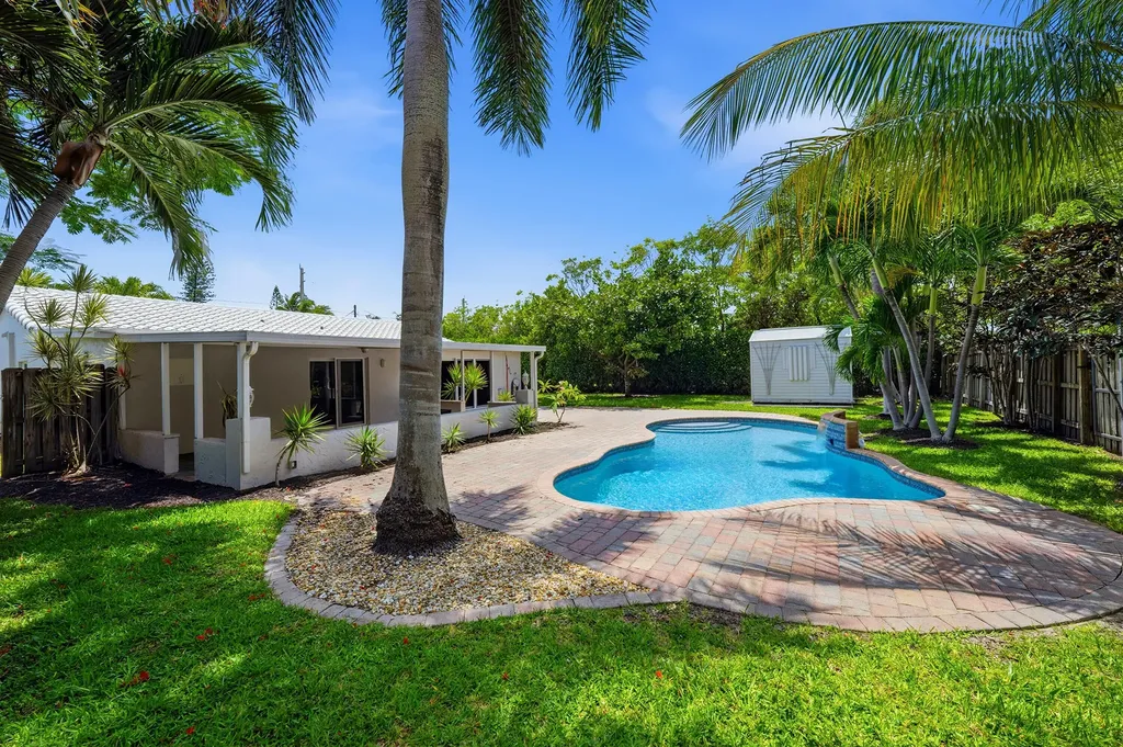 2811 NE 16th Street Pompano Beach FL 33062