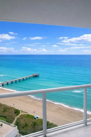 16425 Collins Avenue Sunny Isles Beach FL 33160