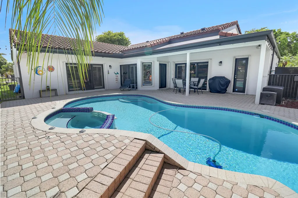 5171 NW 64th Drive Coral Springs FL 33067