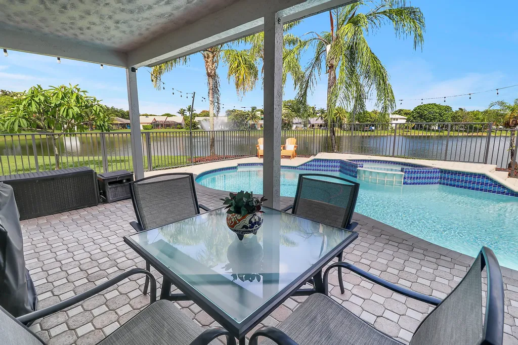5171 NW 64th Drive Coral Springs FL 33067