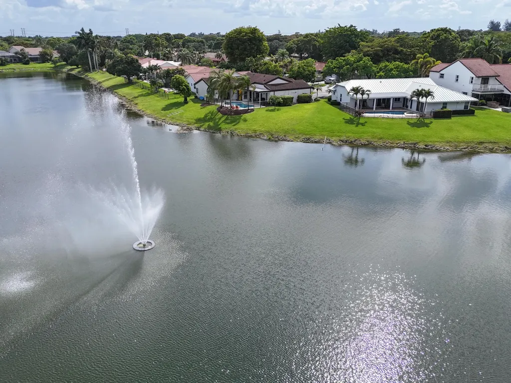 5171 NW 64th Drive Coral Springs FL 33067