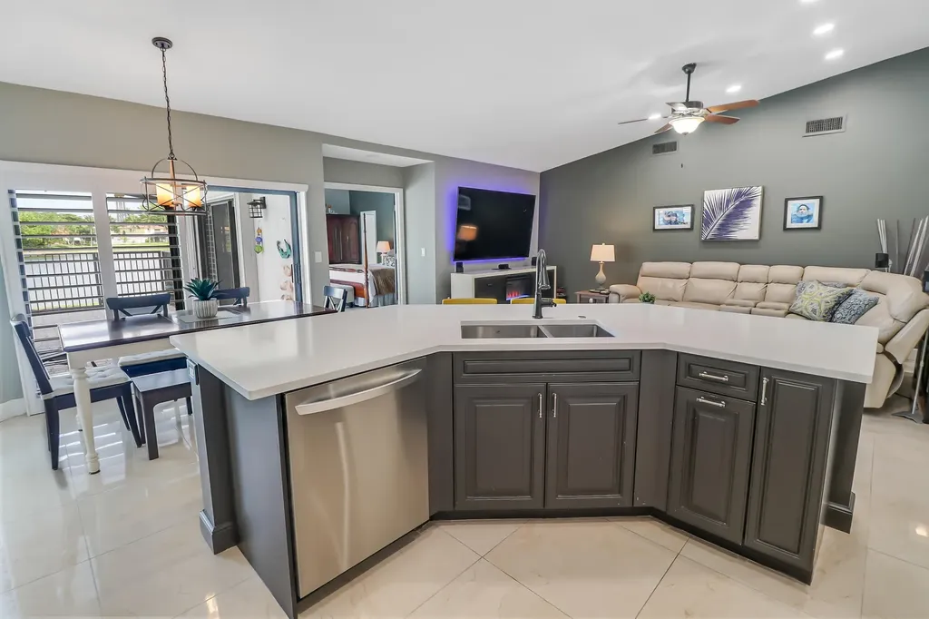 5171 NW 64th Drive Coral Springs FL 33067