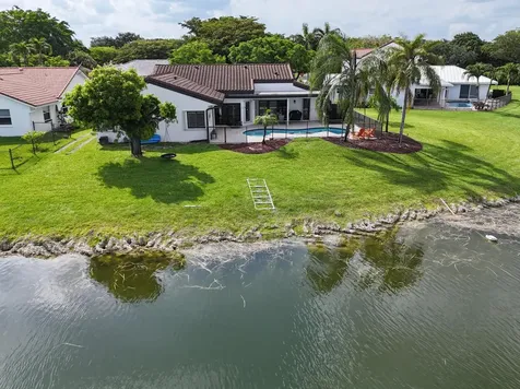 5171 NW 64th Drive Coral Springs FL 33067
