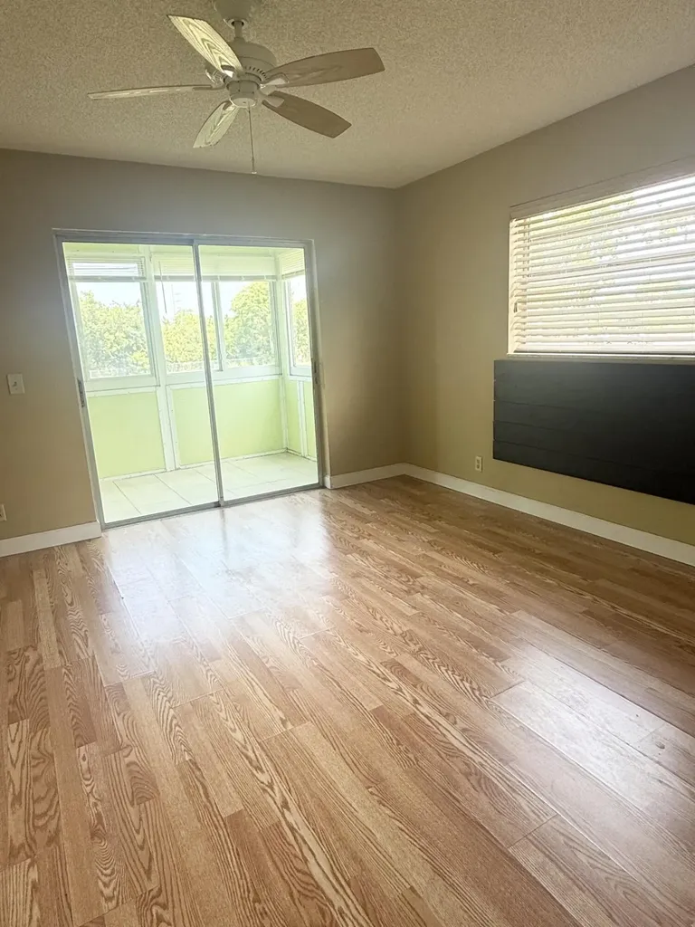 814 Burgundy Q Delray Beach FL 33484