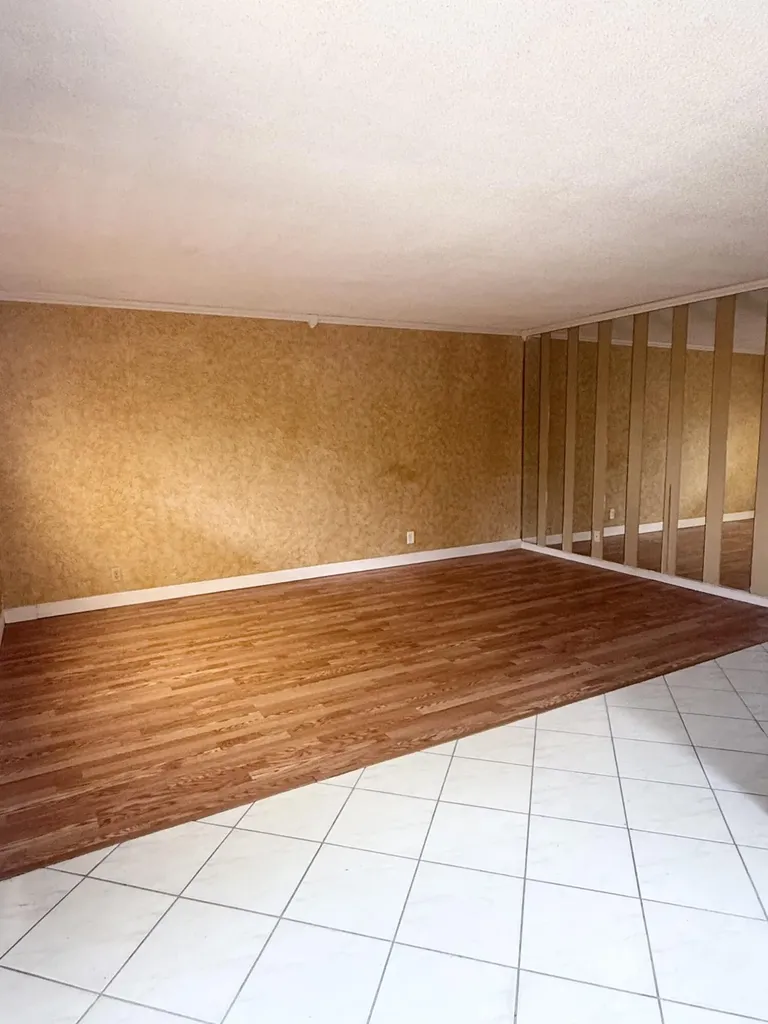 814 Burgundy Q Delray Beach FL 33484