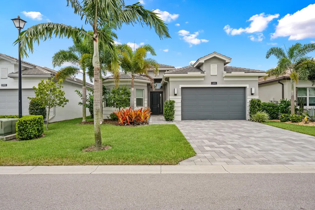 Boynton Beach FL, 12879 Parrot Pond Road