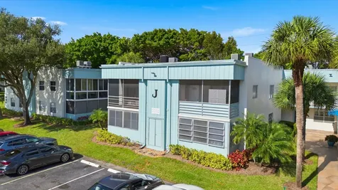 442 Normandy J Delray Beach FL 33484