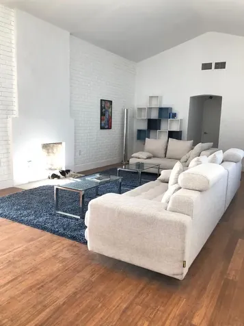 9007 NE 10th Avenue NE Miami FL 33138