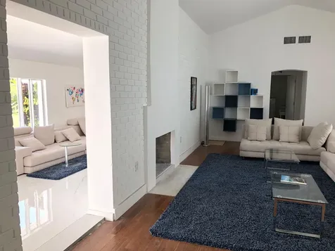 9007 NE 10th Avenue NE Miami FL 33138