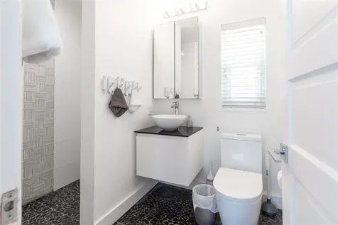 9007 NE 10th Avenue NE Miami FL 33138