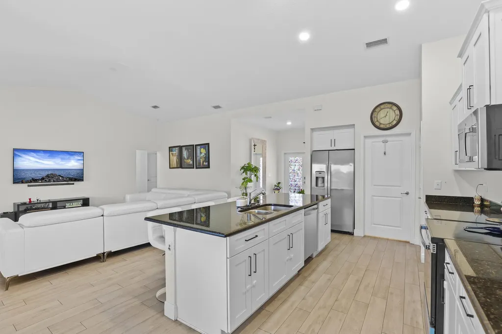 1049 SW Paar Drive Port St Lucie FL 34953