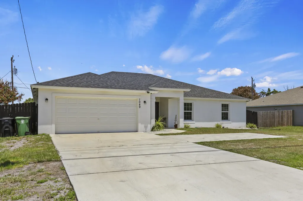 1049 SW Paar Drive Port St Lucie FL 34953