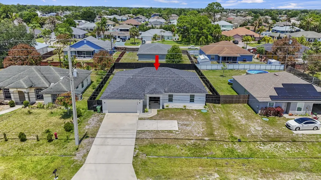 1049 SW Paar Drive Port St Lucie FL 34953