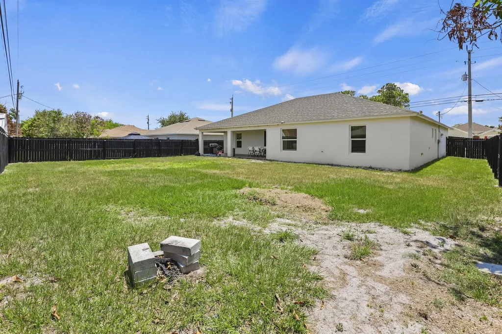 1049 SW Paar Drive Port St Lucie FL 34953