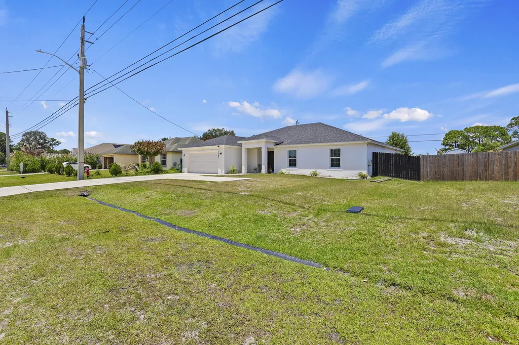 1049 SW Paar Drive Port St Lucie FL 34953