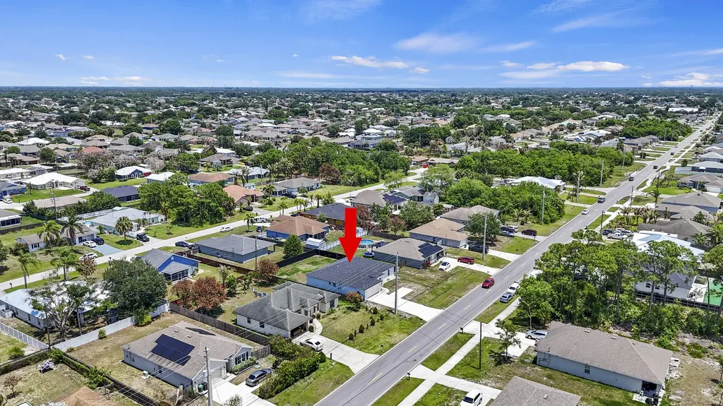 1049 SW Paar Drive Port St Lucie FL 34953