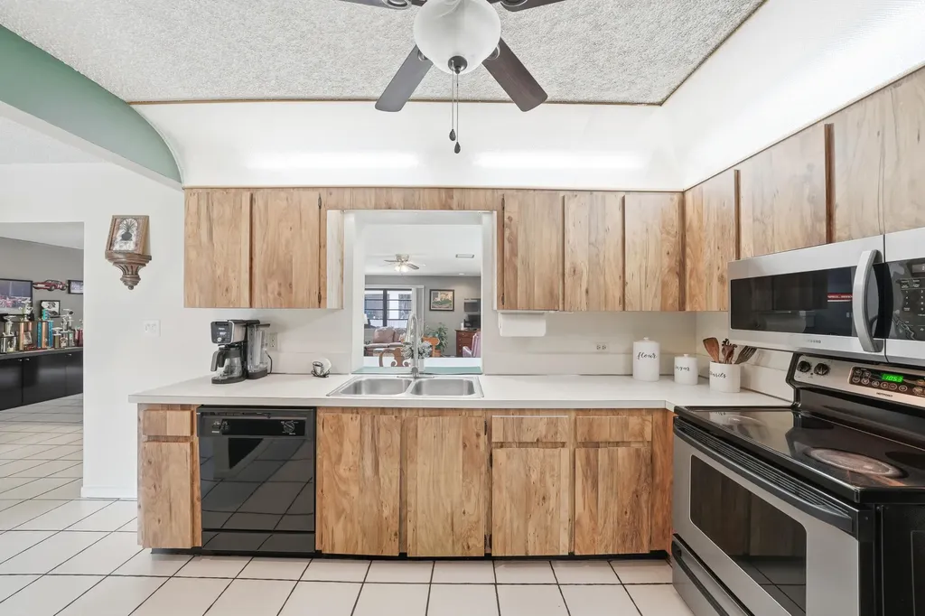 4841 SW 201st Terrace Southwest Ranches FL 33332