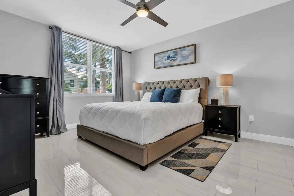 802 W Windward Way Lantana FL 33462