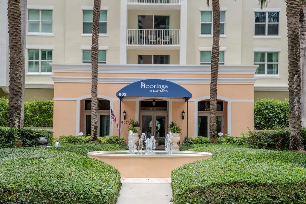 802 W Windward Way Lantana FL 33462