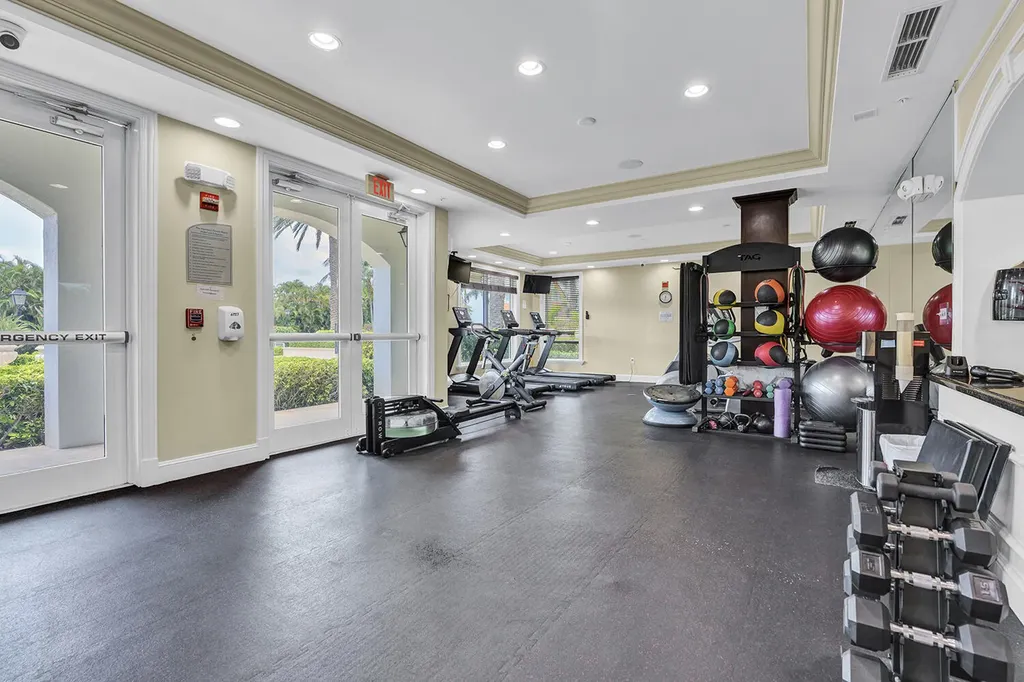 802 W Windward Way Lantana FL 33462