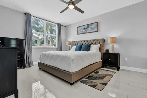 802 W Windward Way Lantana FL 33462