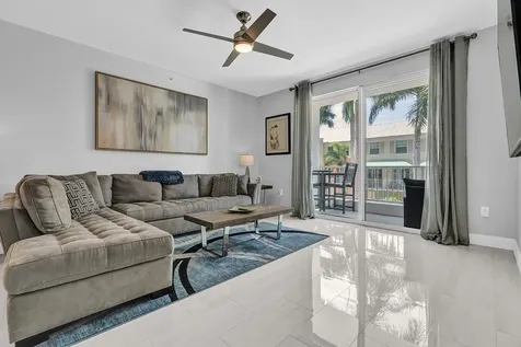 802 W Windward Way Lantana FL 33462