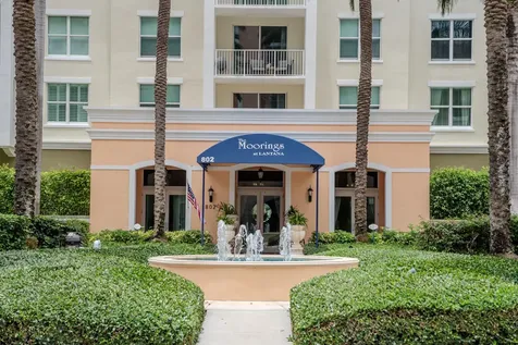802 W Windward Way Lantana FL 33462