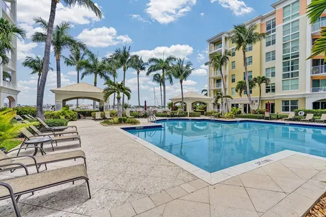 802 W Windward Way Lantana FL 33462