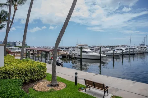 802 W Windward Way Lantana FL 33462