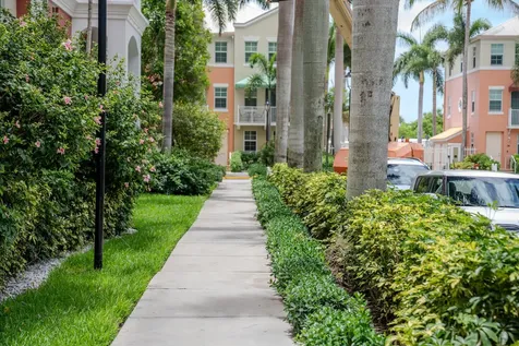 802 W Windward Way Lantana FL 33462