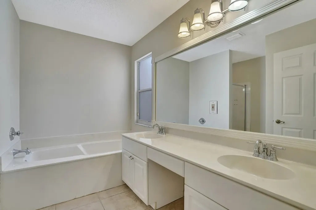1022 Island Manor Drive Greenacres FL 33413