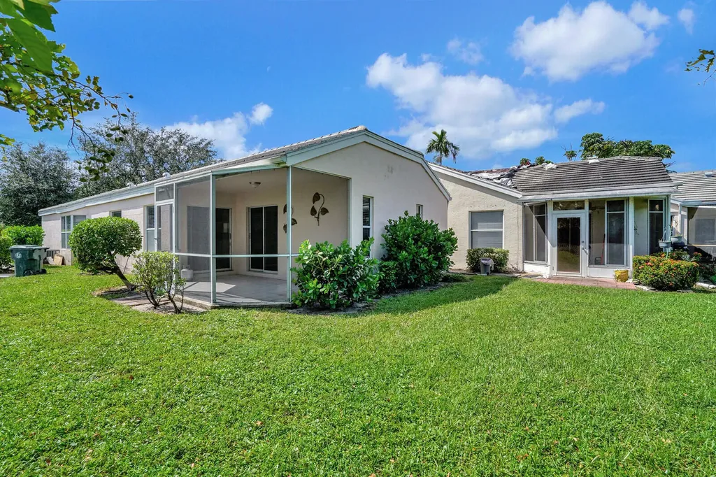 1022 Island Manor Drive Greenacres FL 33413