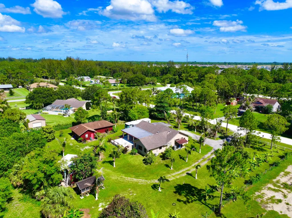 14539 N 60th Court Court N The Acreage FL 33470
