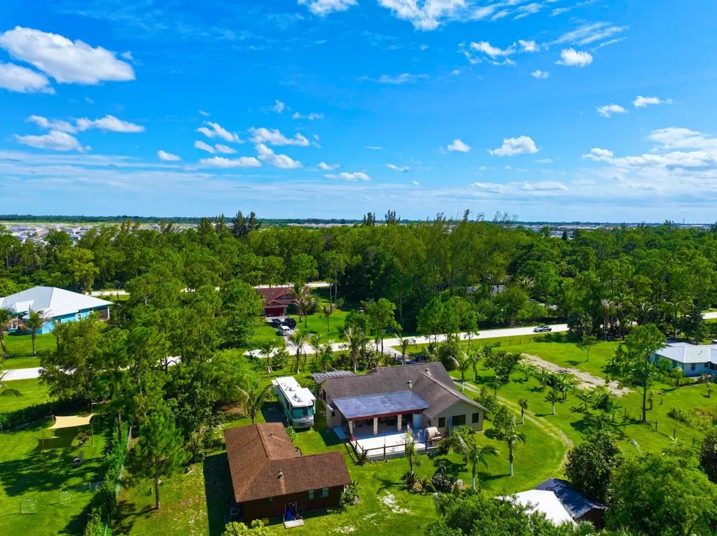 14539 N 60th Court Court N The Acreage FL 33470