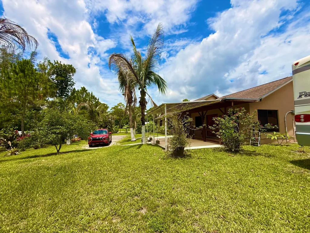 14539 N 60th Court Court N The Acreage FL 33470