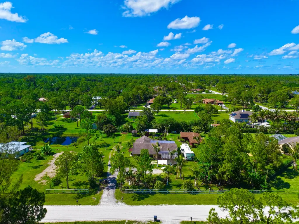 14539 N 60th Court Court N The Acreage FL 33470
