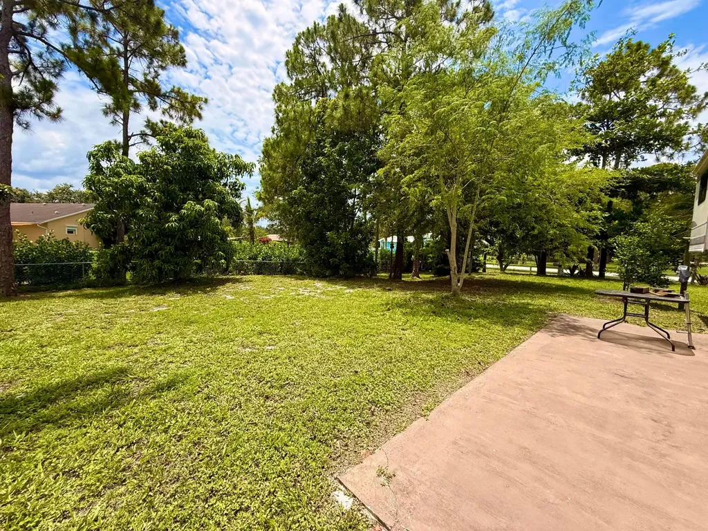 14539 N 60th Court Court N The Acreage FL 33470