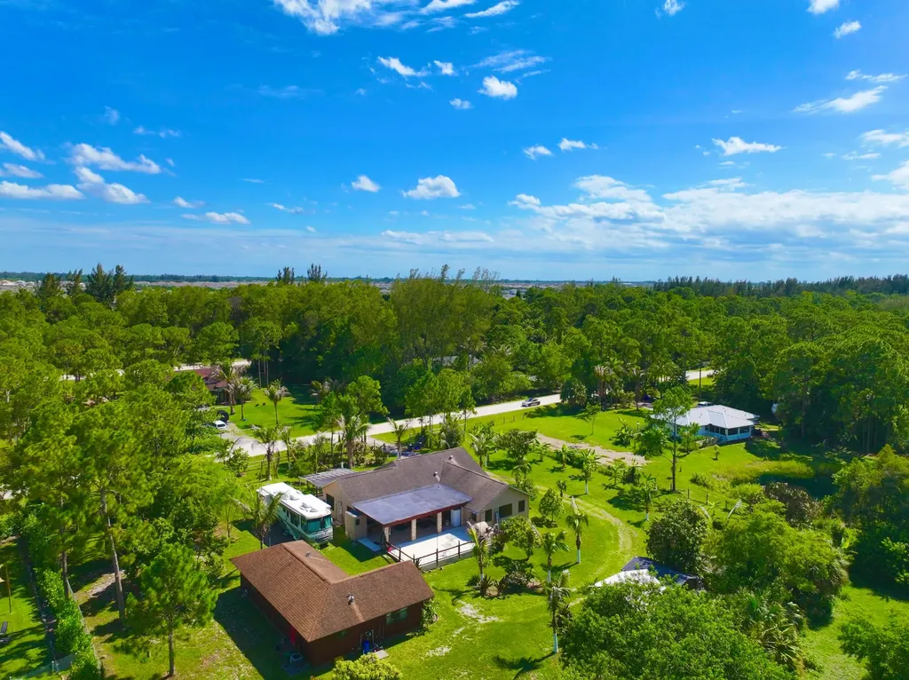14539 N 60th Court Court N The Acreage FL 33470