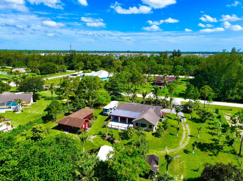 14539 N 60th Court Court N The Acreage FL 33470